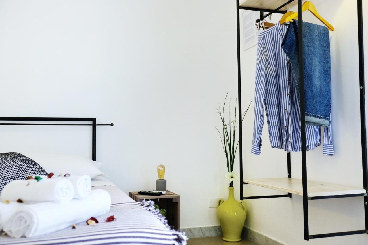Nap25Guesthouse โปลีญาโนอามาเร ภายนอก รูปภาพ