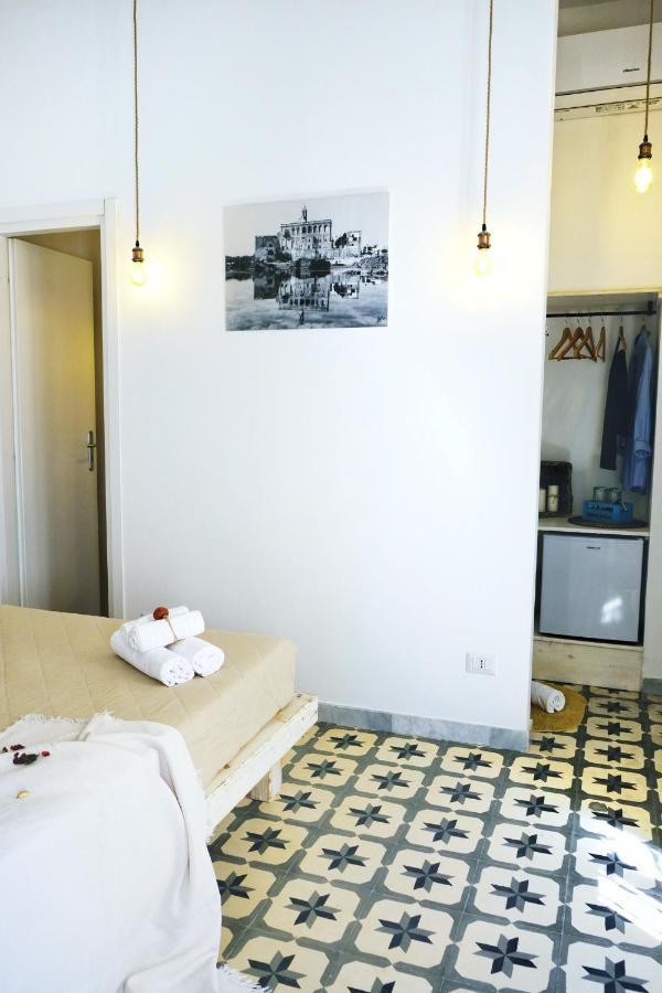 Nap25Guesthouse โปลีญาโนอามาเร ภายนอก รูปภาพ